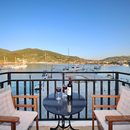 Faros Coastal Apartments 斯科派洛斯 外观 照片