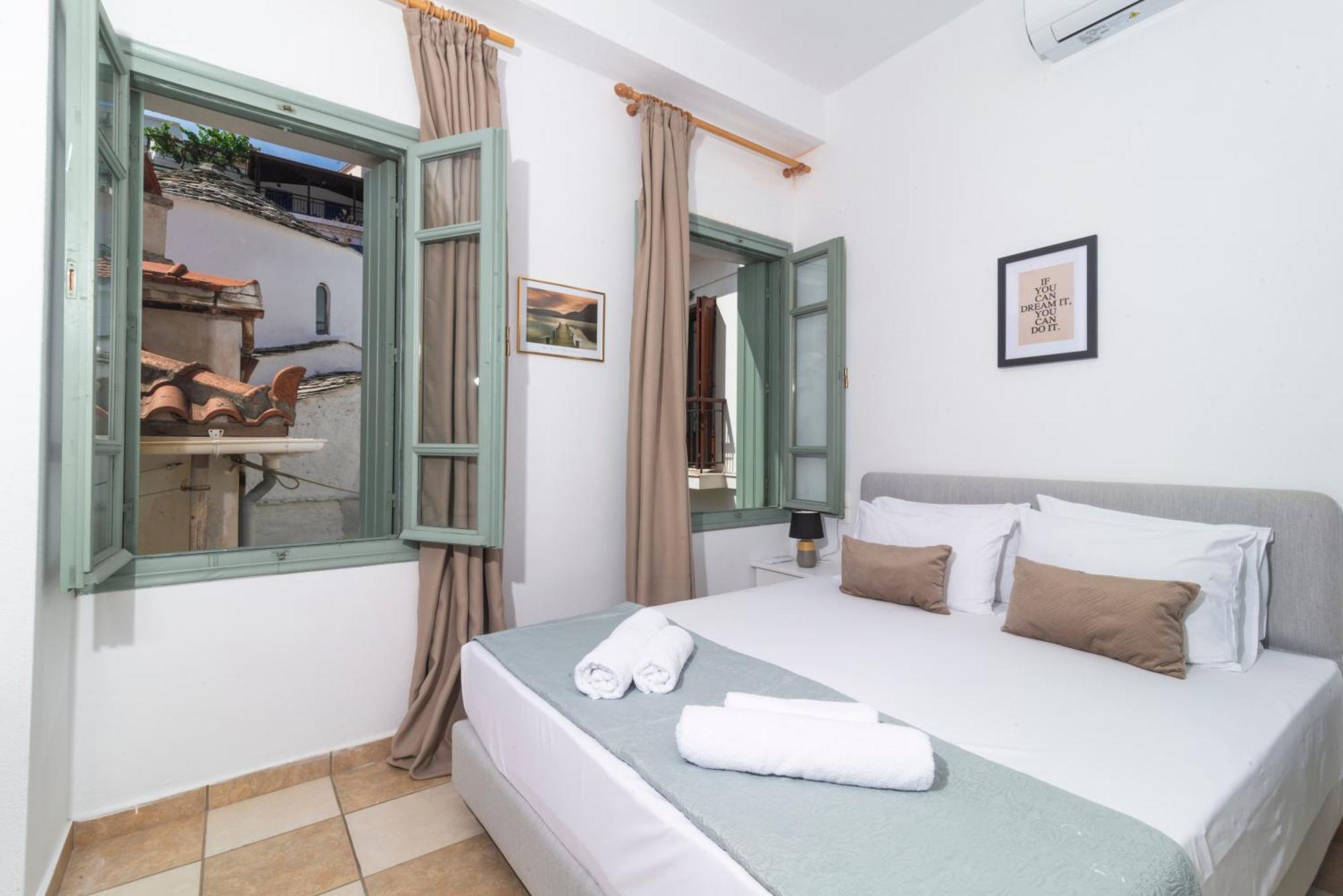Faros Coastal Apartments 斯科派洛斯 外观 照片