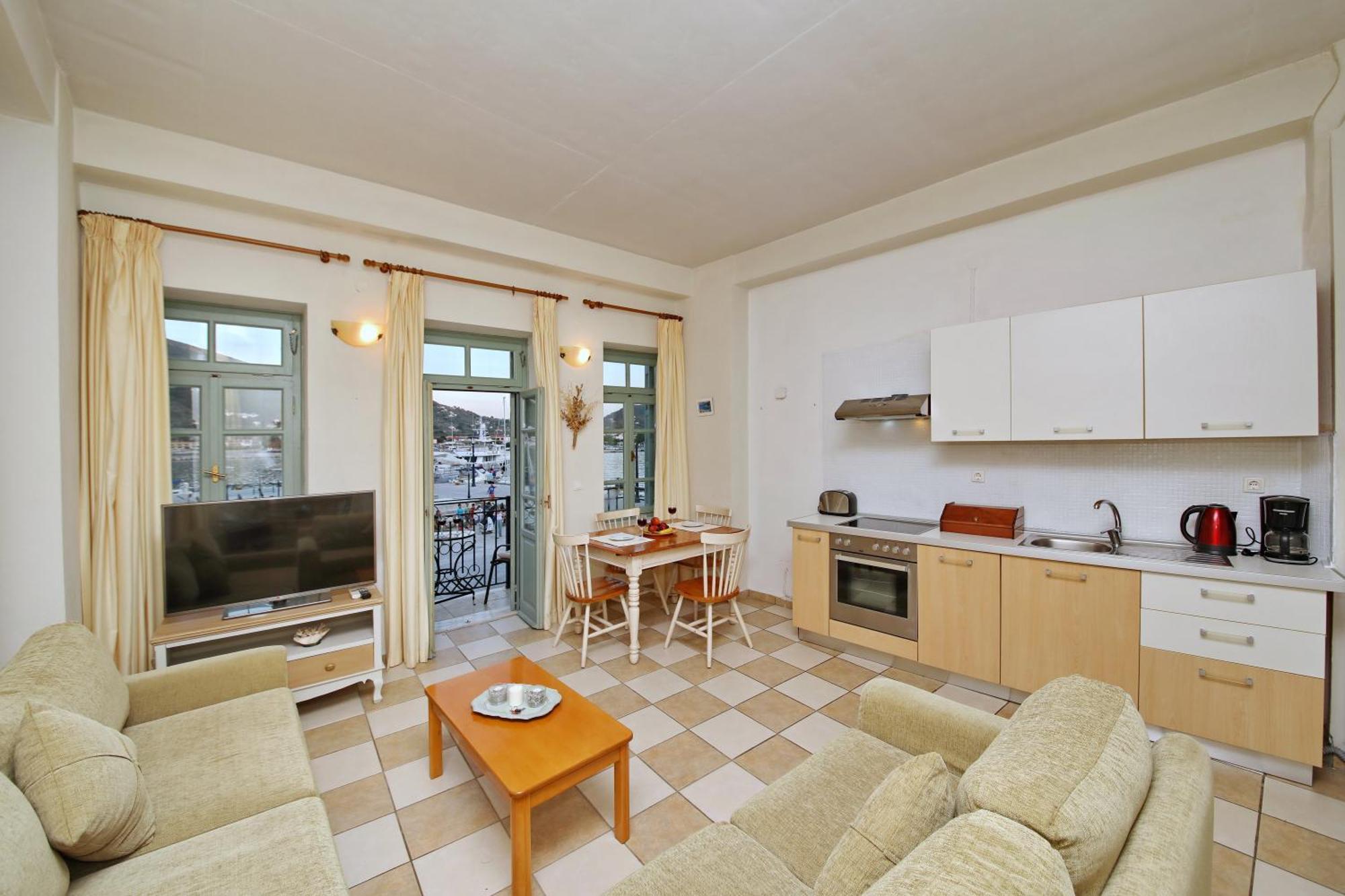 Faros Coastal Apartments 斯科派洛斯 外观 照片